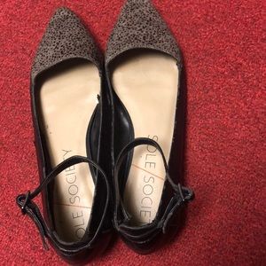 Sole Society Caressa Flat